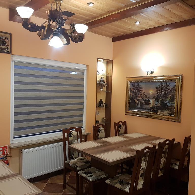 Goscinne ”zubr” Farm stay *